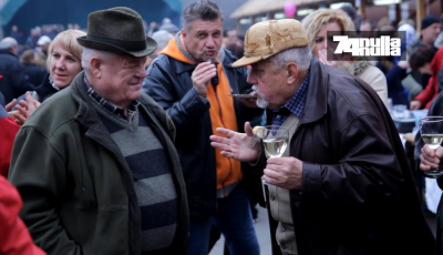 Ki&uuml;t&ouml;ttem Buny&oacute;s Pityut! - A Szennai Hurkafesztiv&aacute;lon j&aacute;rtunk