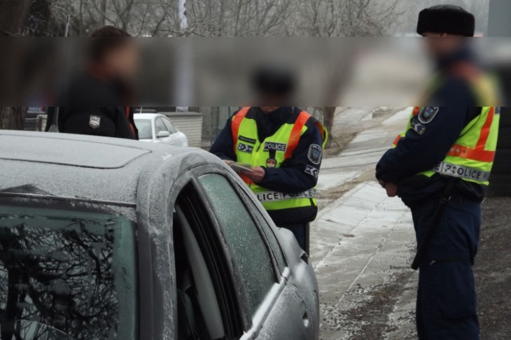 Jogsi nem volt, csak két eltiltás - a Nádasdi utcában kapták el a 24 éves sofőrt