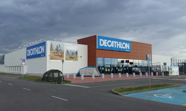 &Eacute;rkezik a Decathlon Kaposv&aacute;rra?