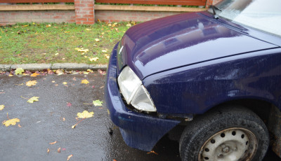 &Ouml;sszet&ouml;rte a Citroent, most keresi a rendőrs&eacute;g