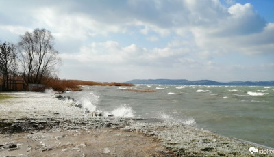 Pazar j&eacute;gszobrokat alkotott a term&eacute;szet a Balaton d&eacute;li partj&aacute;n - GAL&Eacute;RIA