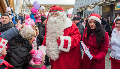 A Kaposv&aacute;ri Nagypiacon j&aacute;rt Joulupukki!