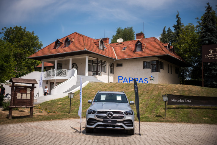 Ellepték a Deseda Kapuját a legkülönlegesebb Mercedes modellek!