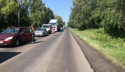 T&ouml;bb kilom&eacute;teres dug&oacute; alakult ki P&eacute;cs fel&eacute; - Aki teheti, ne Szigetv&aacute;r fel&eacute; induljon!