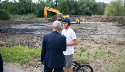 Bőv&uuml;l a biker szekci&oacute; Kaposv&aacute;ron - Pumptrack p&aacute;lya &eacute;p&uuml;l a V&aacute;rosligetben