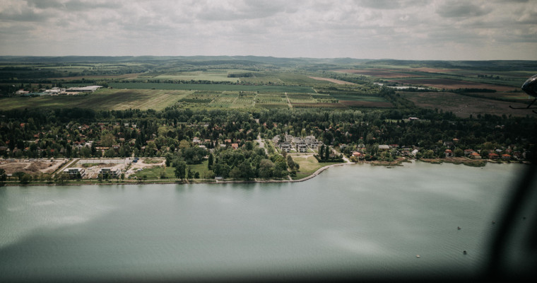 Rendőrs&eacute;gi helikopterrel kr&uacute;zoltunk a Balaton felett - GAL&Eacute;RIA