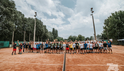 Elk&eacute;pesztő izgalmak, k&uuml;lf&ouml;ldi sikerek a Cs&aacute;sz&aacute;rr&eacute;t Openen - GAL&Eacute;RIA