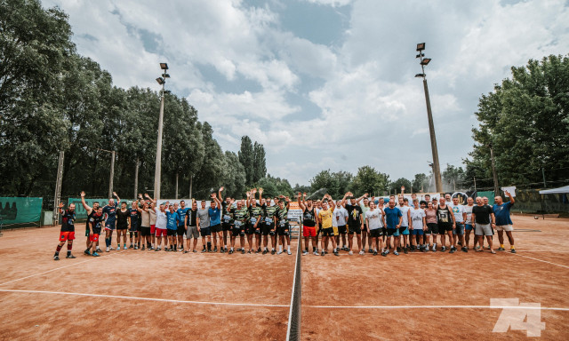 Elk&eacute;pesztő izgalmak, k&uuml;lf&ouml;ldi sikerek a Cs&aacute;sz&aacute;rr&eacute;t Openen - GAL&Eacute;RIA