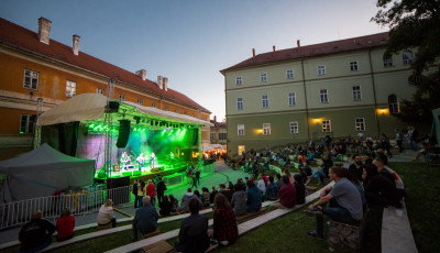 Lecsekkoltuk az első Kaposv&aacute;ri Zen&eacute;sztal&aacute;lkoz&oacute;t - GAL&Eacute;RIA