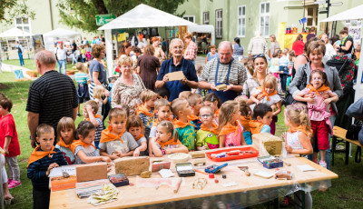 Minden &aacute;rus &eacute;s b&oacute;d&eacute; a hely&eacute;n - Elkezdőd&ouml;tt a 2018-as Mi&eacute;nk a v&aacute;ros! -  GAL&Eacute;RIA