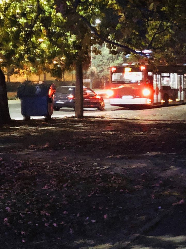 Frontálisan ütközött két kocsi vasárnap éjjel a Mekinél