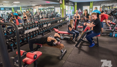 Eg&eacute;sz j&uacute;niusban ingyenes napokkal &eacute;s teremhaszn&aacute;lattal v&aacute;r benneteket a Fitness Ar&eacute;na