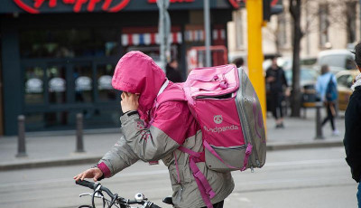 Elfogyott a lend&uuml;let, akadozik a Foodpanda kisz&aacute;ll&iacute;t&aacute;sa Kaposv&aacute;ron