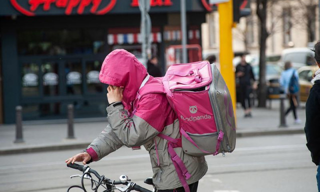 Elfogyott a lend&uuml;let, akadozik a Foodpanda kisz&aacute;ll&iacute;t&aacute;sa Kaposv&aacute;ron