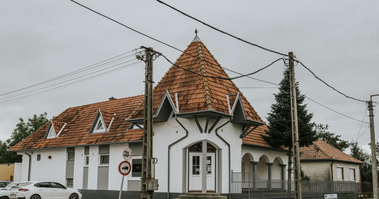 &Uacute;j &eacute;tterem ny&iacute;lik a V&ouml;r&ouml;s Fogad&oacute; hely&eacute;n - Modern diz&aacute;jnnal &eacute;s vad fog&aacute;sokkal v&aacute;r benneteket a Lagom!