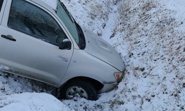 Baleset miatt lez&aacute;rt&aacute;k 67-es utat Kaposv&aacute;rt&oacute;l d&eacute;lre