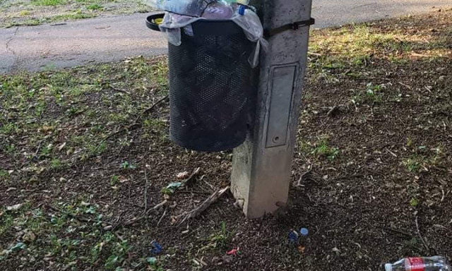 Hagy n&eacute;mi k&iacute;v&aacute;nnival&oacute;t maga ut&aacute;n a B&eacute;ke lak&oacute;telepi szem&eacute;thelyzet