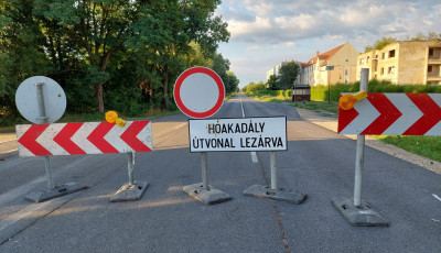 Semmi k&uuml;l, csak H&Oacute;AKAD&Aacute;LY miatt lez&aacute;rtak egy utat Kaposszekcsőn