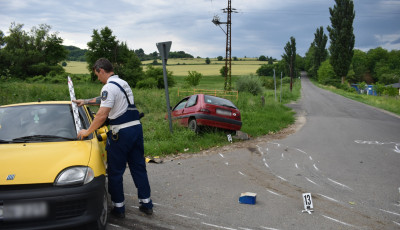 H&aacute;rmas karambol a 67-esen, egy 66 &eacute;ves nő a helysz&iacute;nen meghalt