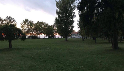 Intsetek b&uacute;cs&uacute;t a balatonf&ouml;ldv&aacute;ri szabadstrandnak! - Parkol&oacute; &eacute;p&uuml;l a hely&eacute;n