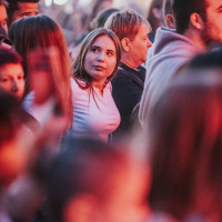 Óriási buli, hatalmas tömeg - Így zárta Tóth Andi és a Honeybeast a Miénk a város fesztivált - GALÉRIA