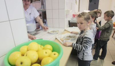 Szeptember 1-től eg&eacute;szs&eacute;gesebb lesz a menzakaja Kaposv&aacute;ron is