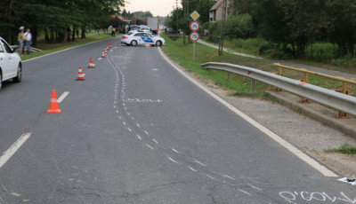 Sz&ouml;rnyethalt a motoros B&ouml;h&ouml;ny&eacute;n, aki egy traktor ut&aacute;nfut&oacute;j&aacute;nak &uuml;tk&ouml;z&ouml;tt