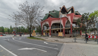 Bontj&aacute;k a csigal&eacute;pcsőt! - R&aacute; sem ismerni a rusztikus &eacute;p&uuml;let belsej&eacute;re - GAL&Eacute;RIA