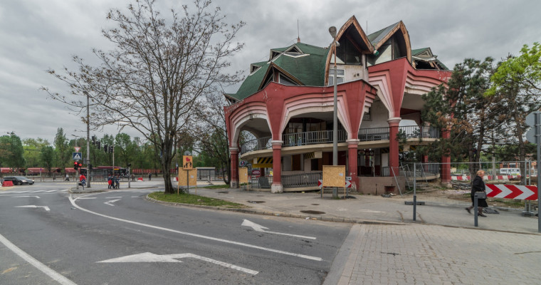 Bontj&aacute;k a csigal&eacute;pcsőt! - R&aacute; sem ismerni a rusztikus &eacute;p&uuml;let belsej&eacute;re - GAL&Eacute;RIA