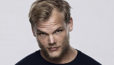 #budin&uuml;l&ouml;k - Avicii dalait harangozta el egy Holland templom