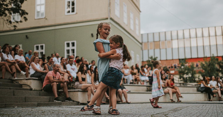 Kaposv&aacute;ron adott koncertet a Margaret Island - GAL&Eacute;RIA