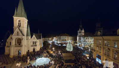 Mutatjuk, mikort&oacute;l forralt borozhattok a kaposv&aacute;ri adventi v&aacute;s&aacute;rban!