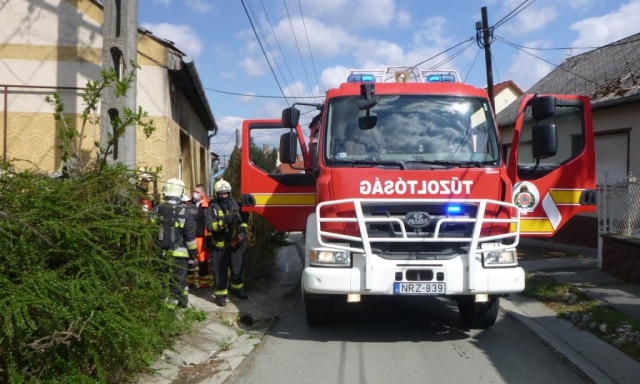 Ketten meghaltak p&eacute;nteken f&uuml;stm&eacute;rgez&eacute;sben Kaposv&aacute;ron