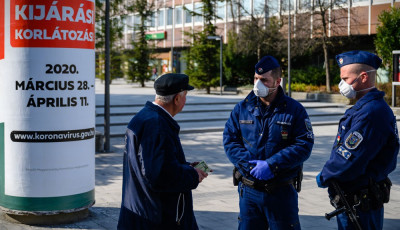 T&ouml;bb mint k&eacute;tsz&aacute;z esetben int&eacute;zkedtek Somogyban a kij&aacute;r&aacute;si korl&aacute;toz&aacute;st megszegők ellen a rendőr&ouml;k