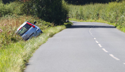 Nem &aacute;llt meg a rendőr&ouml;knek a 19 &eacute;ves sr&aacute;c, &aacute;mokfut&aacute;sba kezdett Kaposv&aacute;ron