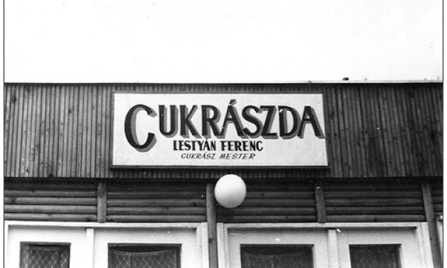 &Uacute;jranyitott a Lesty&aacute;n Cukr&aacute;szda!