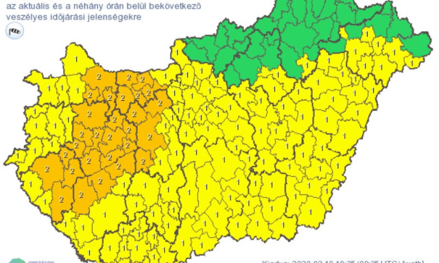 Ablakokat, ajt&oacute;kat becsukni, sz&eacute;lviharra felk&eacute;sz&uuml;lni! - 2-es fok&uacute; riaszt&aacute;s van &eacute;rv&eacute;nyben Somogyra