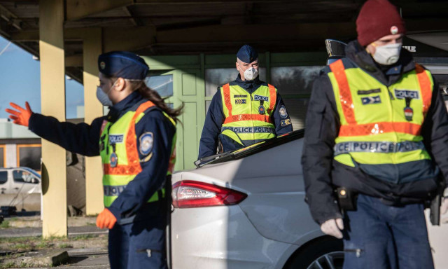 T&ouml;bb a halott, &eacute;s a s&uacute;lyos &aacute;llapotban l&eacute;vő beteg rendv&eacute;delmi dolgoz&oacute;