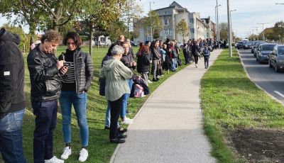 Folytatj&aacute;k a t&uuml;ntet&eacute;seket a tan&aacute;rok&eacute;rt Kaposv&aacute;ron, &eacute;lől&aacute;nccal k&eacute;sz&uuml;lnek cs&uuml;t&ouml;rt&ouml;kre