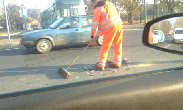 Baleset a Hajn&oacute;czi utca kereszteződ&eacute;s&eacute;ben!