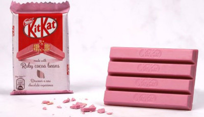 Dobd el a reggeli s&oacute;s kiflidet! - Feltal&aacute;lt&aacute;k a r&oacute;zsasz&iacute;n KitKat-et!