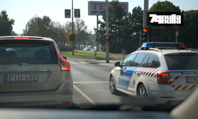 Rendőr&ouml;ket gyorsultunk le elektromos kocsinkkal! - T&ouml;lthett&uuml;k is fel azonnal...