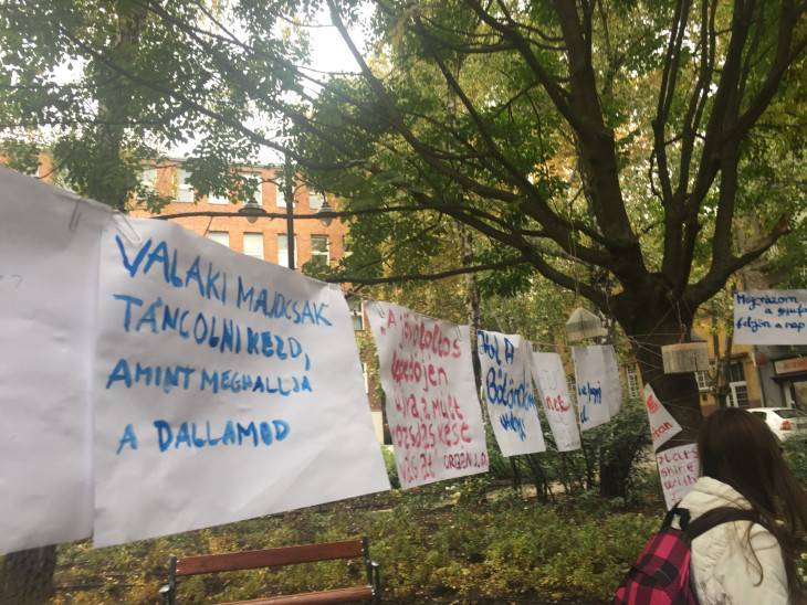 Kortárs költészetbe öltöztették az Európa parkot