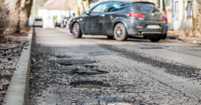 Kaposv&aacute;r &uacute;tjai is megszenvedt&eacute;k a nagy hideget &ndash; &Uacute;j k&aacute;ty&uacute;kkal tal&aacute;lkoztunk szerte a v&aacute;rosban