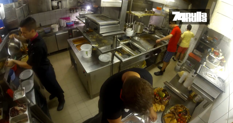 Crazy Kitchen - &Iacute;gy műk&ouml;dik a Corner &Eacute;tterem konyh&aacute;ja eb&eacute;didőben - VIDE&Oacute;